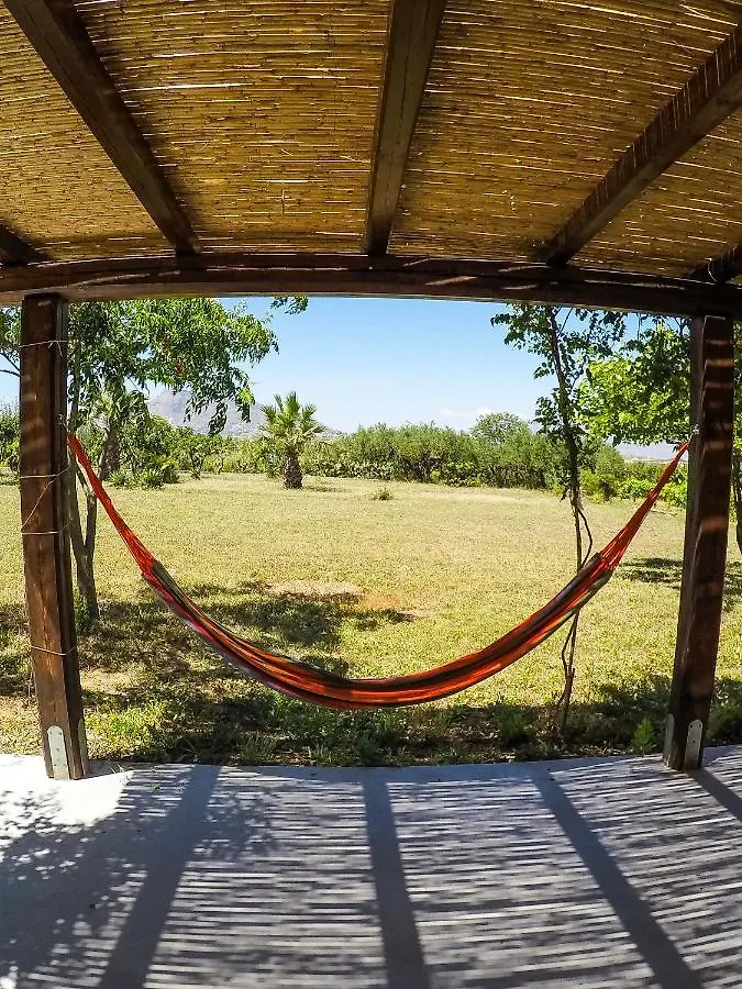 Nomade - Slow Living Lodge Balestrate Bed & Breakfast